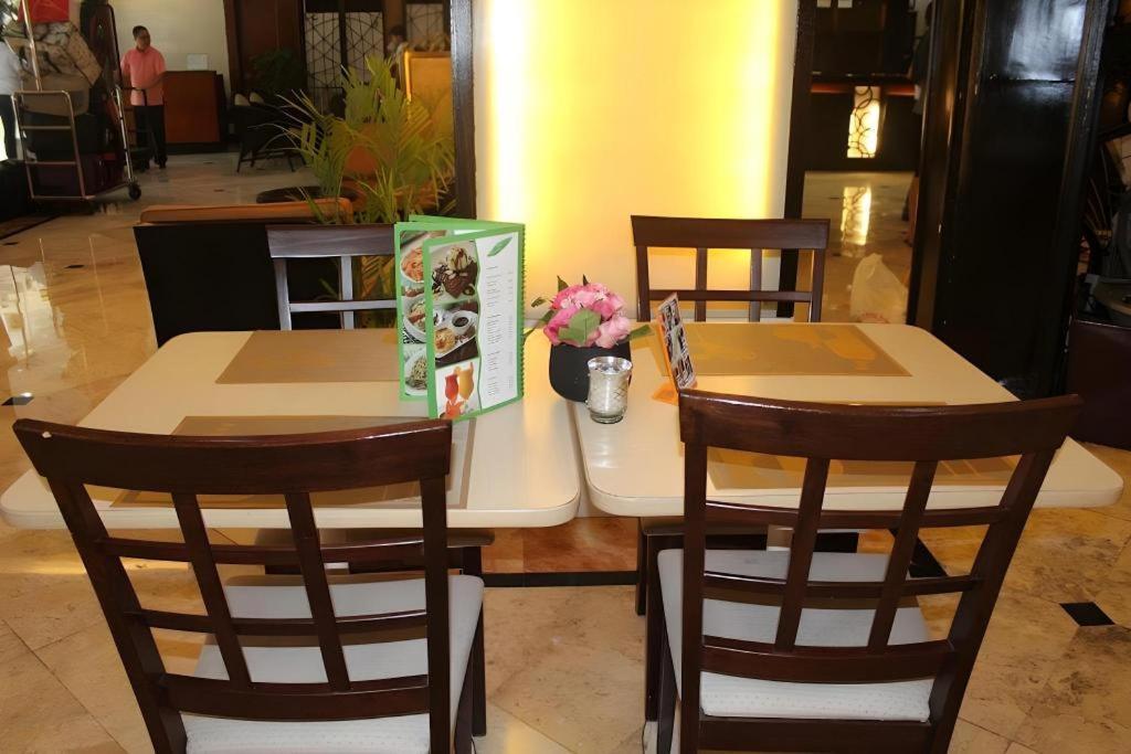 Hotel Palm 3*